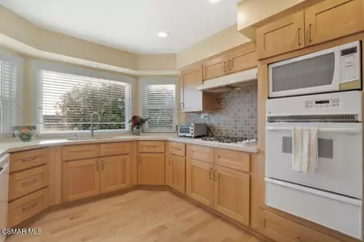 29930 Eastvale Court, Agoura Hills, CA 91301 - Photo 17