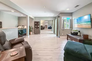 2471 La Granada Dr, Thousand Oaks, CA 91362 - Photo 33