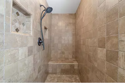 1910 Max Court, Simi Valley, CA 93065 - Photo 37