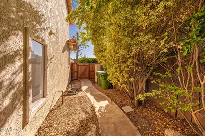 4898 Elderberry Avenue, Moorpark, CA 93021 - Photo 21