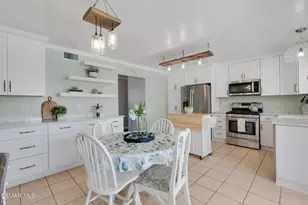 1812 Sandal Wood Pl, Thousand Oaks, CA 91362 - Photo 9