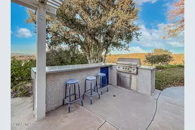 24525 Desert Avenue, Newhall, CA 91321 - Photo 27