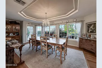 24525 Desert Avenue, Newhall, CA 91321 - Photo 15
