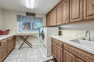 24525 Desert Ave, Newhall, CA 91321 - Photo 47