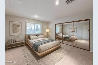 24525 Desert Avenue, Newhall, CA 91321 - Photo 43