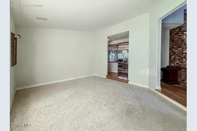 24525 Desert Avenue, Newhall, CA 91321 - Photo 9