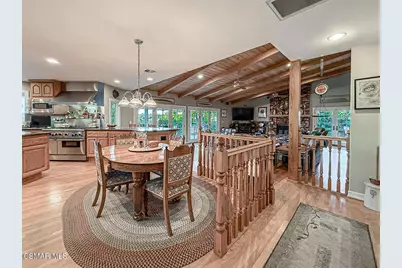 24525 Desert Avenue, Newhall, CA 91321 - Photo 29