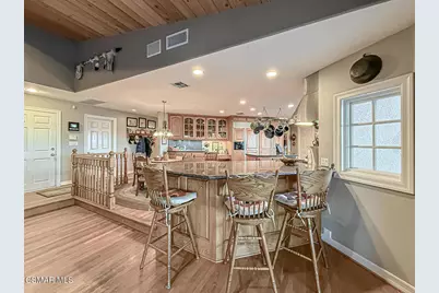 24525 Desert Avenue, Newhall, CA 91321 - Photo 33