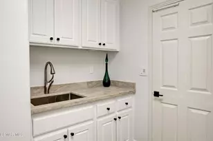 958 Westbluff Pl, Simi Valley, CA 93065 - Photo 29