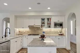 958 Westbluff Pl, Simi Valley, CA 93065 - Photo 9