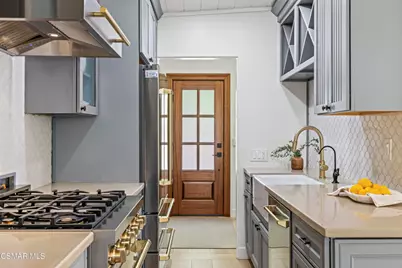 2016 Mount Prospect Drive, Topanga, CA 90290 - Photo 15