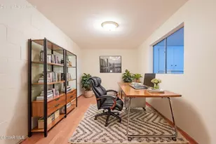 7908 Via Magdalena, Burbank, CA 91504 - Photo 23