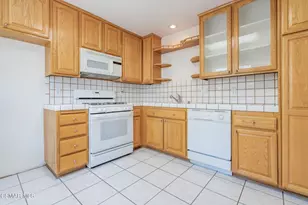 7908 Via Magdalena, Burbank, CA 91504 - Photo 7