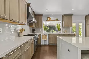 29100 Oakpath Dr, Agoura Hills, CA 91301 - Photo 13