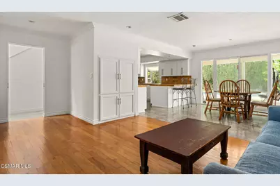 105 Smoke Tree Avenue, Oak Park, CA 91377 - Photo 15