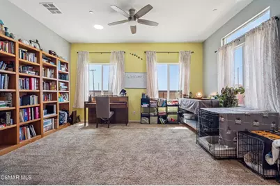 2016 Via Vida Feliz Avenue, Rosamond, CA 93560 - Photo 13