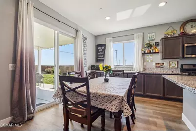 2016 Via Vida Feliz Avenue, Rosamond, CA 93560 - Photo 11