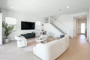 21242 W Wild Flower Way, Chatsworth, CA 91311 - Photo 13