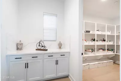 21242 Wild Flower Way, Chatsworth, CA 91311 - Photo 53