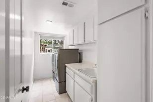 5045 Wagner Way, Oak Park, CA 91377 - Photo 41