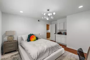 5045 Wagner Way, Oak Park, CA 91377 - Photo 37