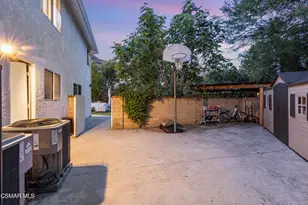 5045 Wagner Way, Oak Park, CA 91377 - Photo 9
