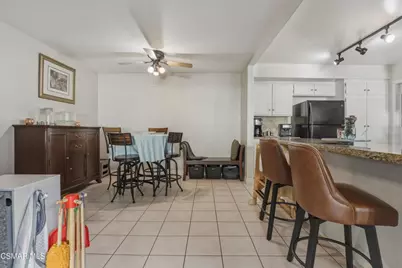 1530 Plumeria Circle, Thousand Oaks, CA 91360 - Photo 7