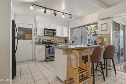 1530 Plumeria Circle, Thousand Oaks, CA 91360 - Photo 11