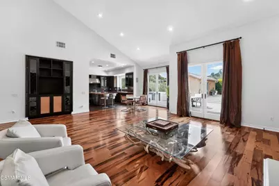 9651 Sagebrush Avenue, Chatsworth, CA 91311 - Photo 29