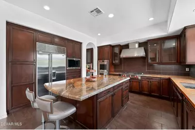 9651 Sagebrush Avenue, Chatsworth, CA 91311 - Photo 19