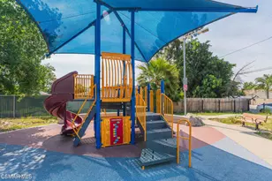 7933 Teesdale Ave, North Hollywood, CA 91605 - Photo 43