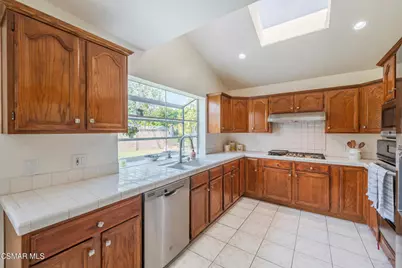 7933 Teesdale Avenue, North Hollywood, CA 91605 - Photo 9