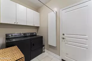 348 Hill Valley Ct, Simi Valley, CA 93065 - Photo 43