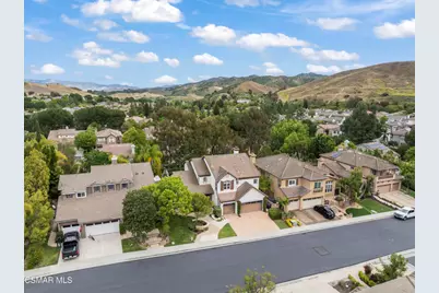348 Hill Valley Court, Simi Valley, CA 93065 - Photo 3