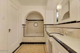 1234 N Everett St, Glendale, CA 91207 - Photo 37