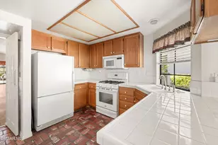 752 Wind Willow Way, Simi Valley, CA 93065 - Photo 11