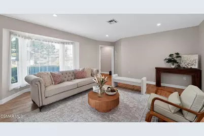 3722 Degnan Boulevard, Los Angeles, CA 90018 - Photo 3