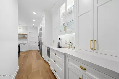 4398 Golf Course Drive, Westlake Village, CA 91362 - Photo 17