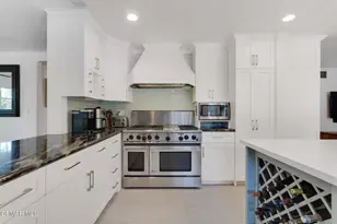 31935 Kingspark Ct, Westlake Village, CA 91361 - Photo 21