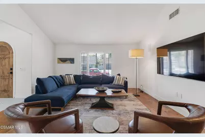 31935 Kingspark Court, Westlake Village, CA 91361 - Photo 11