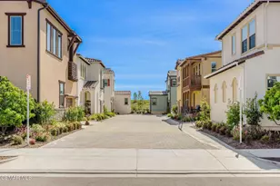 716 Edward Scholle Dr, Camarillo, CA 93010 - Photo 35