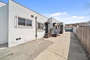 9206 Hoover St, Los Angeles, CA 90044 - Photo 3