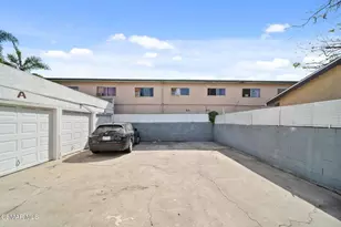 9206 Hoover St, Los Angeles, CA 90044 - Photo 11