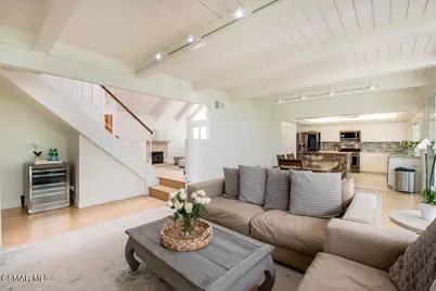 2339 E Meadowland Court, Westlake Village, CA 91361 - Photo 15