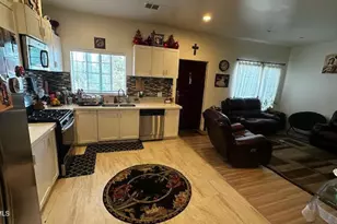 1755 Heywood St, Simi Valley, CA 93065 - Photo 3