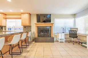 1816 Hillary Ct, Simi Valley, CA 93065 - Photo 25