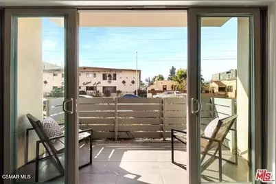 5016 Bakman Avenue #104, North Hollywood, CA 91601 - Photo 5