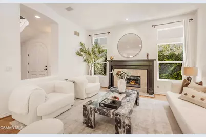 861 Alexandra Court, Oak Park, CA 91377 - Photo 3