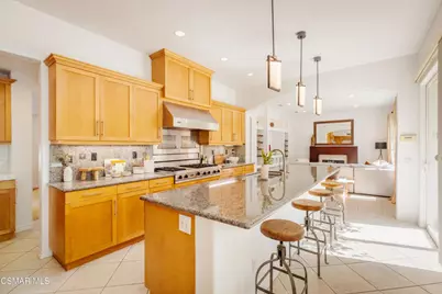 861 Alexandra Court, Oak Park, CA 91377 - Photo 11