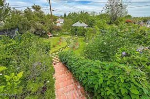 1460 Vaquero Dr, Simi Valley, CA 93065 - Photo 15